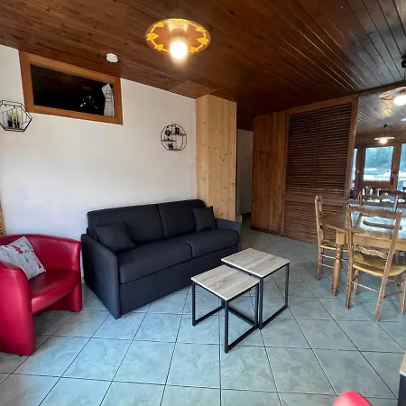 Elan 15 6 Pers, Centre Village Apartment La Clusaz